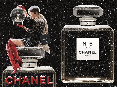 pub chanel 2019|Chanel 'No. 5 L'Eau' Fragrance Holiday 2019 .